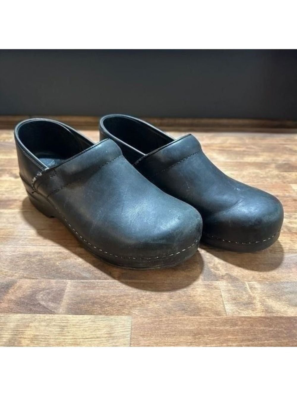 Dansko Black Leather Clogs Size 40/9 to 9.5